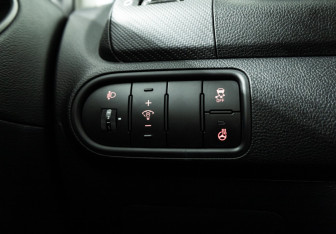 Подержанный автомобиль Kia Cerato Sedan 2019 года (16 фото)