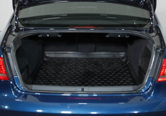 Подержанный автомобиль Volkswagen Passat Sedan 2014 года (34 фото)