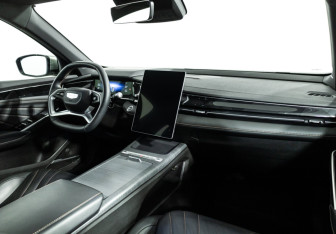 Подержанный автомобиль Geely Preface 2024 года (9 фото)