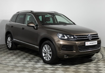 Подержанный автомобиль Volkswagen Touareg 2013 года (3 фото)