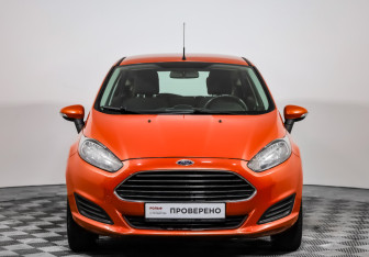 Подержанный автомобиль Ford Fiesta Hatchback 2016 года (2 фото)