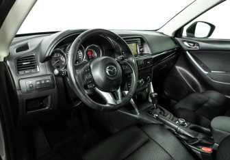 Подержанный автомобиль Mazda CX-5 2012 года (11 фото)