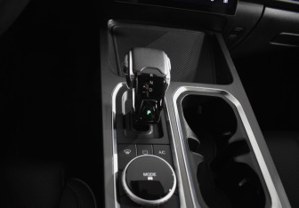 Подержанный автомобиль Jaecoo J7 2024 года (16 фото)