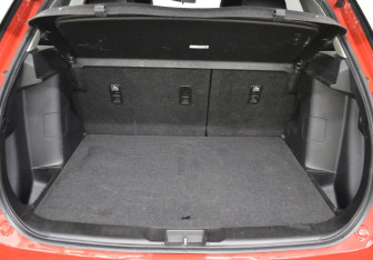 Подержанный автомобиль Suzuki Vitara 2017 года (15 фото)