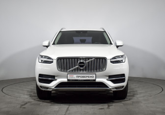 Подержанный автомобиль Volvo XC90 2015 года (2 фото)
