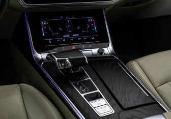 Подержанный автомобиль Audi A6 Sedan 2020 года (15 фото)