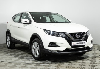 Подержанный автомобиль Nissan Qashqai 2020 года (3 фото)