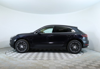 Подержанный автомобиль Porsche Macan 2014 года (9 фото)