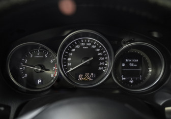 Подержанный автомобиль Mazda CX-5 2014 года (12 фото)