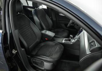 Подержанный автомобиль Volkswagen Passat Sedan 2014 года (28 фото)