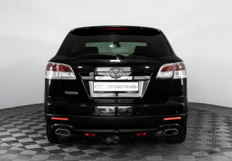 Подержанный автомобиль Mazda CX-9 2008 года (6 фото)