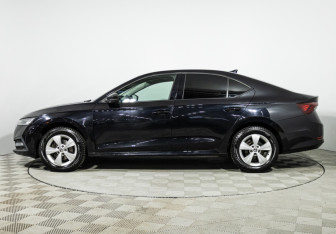Подержанный автомобиль Skoda Octavia Liftback 2021 года (8 фото)