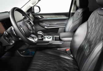 Подержанный автомобиль Tank 500 2023 года (10 фото)