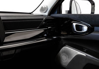 Подержанный автомобиль Haval H3 2024 года (18 фото)