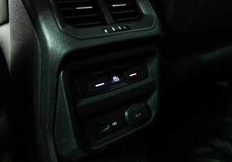 Подержанный автомобиль Volkswagen Tiguan 2019 года (17 фото)