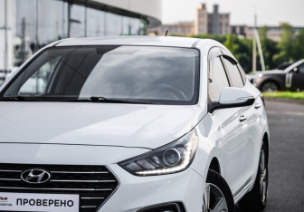Подержанный автомобиль Hyundai Solaris Sedan 2019 года (2 фото)