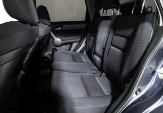 Подержанный автомобиль Honda CR-V 2008 года (10 фото)