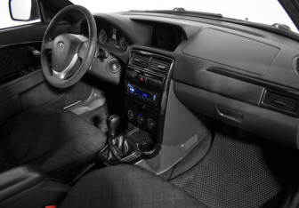 Подержанный автомобиль LADA (ВАЗ) Priora Sedan 2017 года (15 фото)