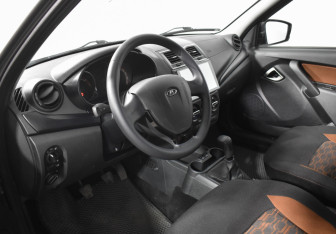 Подержанный автомобиль LADA (ВАЗ) Granta Wagon 2023 года (9 фото)