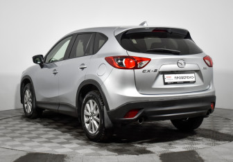 Подержанный автомобиль Mazda CX-5 2017 года (7 фото)