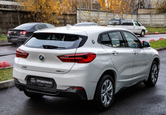 Подержанный автомобиль BMW X2 2019 года (3 фото)