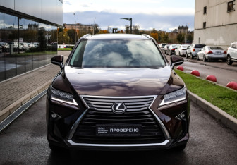 Подержанный автомобиль Lexus RX 2019 года (3 фото)