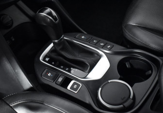 Подержанный автомобиль Hyundai Santa Fe 2015 года (12 фото)