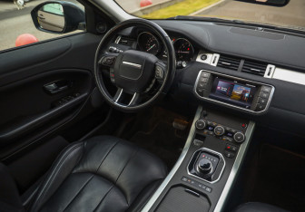Подержанный автомобиль Land Rover Range Rover Evoque 2017 года (11 фото)