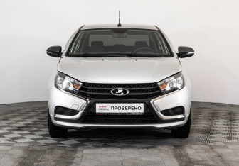 Подержанный автомобиль LADA (ВАЗ) Vesta Sedan 2017 года (2 фото)