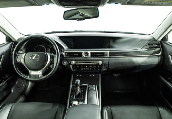 Подержанный автомобиль Lexus GS 2014 года (13 фото)