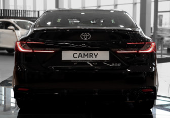 Новый Toyota Camry Sedan 2025 (3 фото)