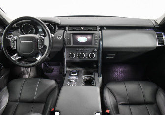 Подержанный автомобиль Land Rover Discovery 2017 года (13 фото)