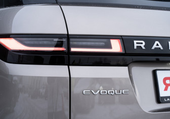 Новый Land Rover Range Rover Evoque 2025 (12 фото)