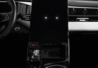 Подержанный автомобиль Geely Atlas 2024 года (14 фото)