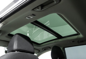 Подержанный автомобиль Geely Coolray 2023 года (15 фото)