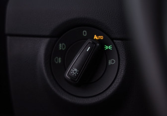 Подержанный автомобиль Skoda Octavia Liftback 2020 года (19 фото)