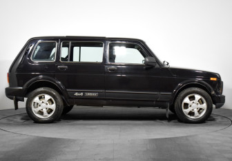 Подержанный автомобиль LADA (ВАЗ) 2131 (4x4) 2018 года (4 фото)