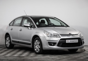 Подержанный автомобиль Citroen C4 Hatchback 2011 года (3 фото)