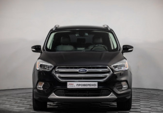 Подержанный автомобиль Ford Kuga 2017 года (2 фото)