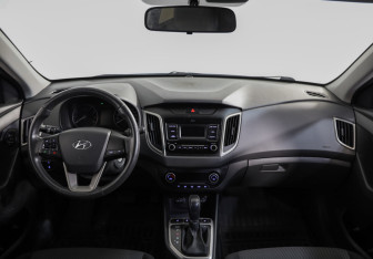 Подержанный автомобиль Hyundai Creta 2019 года (9 фото)