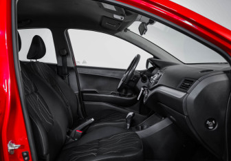 Подержанный автомобиль Kia Picanto 2014 года (21 фото)