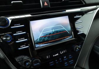 Подержанный автомобиль Toyota Camry Sedan 2018 года (14 фото)