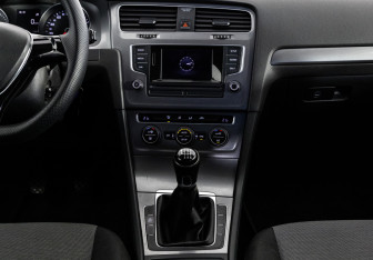 Подержанный автомобиль Volkswagen Golf Hatchback 2013 года (11 фото)