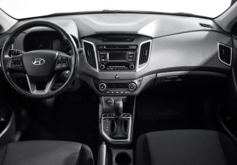 Подержанный автомобиль Hyundai Creta 2018 года (14 фото)