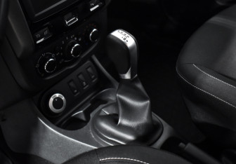 Подержанный автомобиль Renault Duster 2020 года (11 фото)
