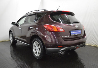 Подержанный автомобиль Nissan Murano Suv 2011 года (7 фото)