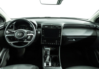 Подержанный автомобиль Hyundai Tucson 2021 года (13 фото)