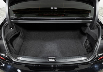 Подержанный автомобиль Volvo S90 2021 года (25 фото)