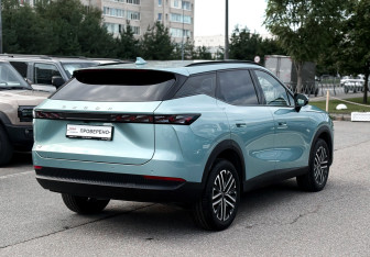 Подержанный автомобиль Omoda C7 2025 года (6 фото)