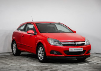 Подержанный автомобиль Opel Astra Hatchback 2007 года (3 фото)